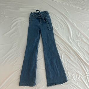 Vici collections flare jeans with belt